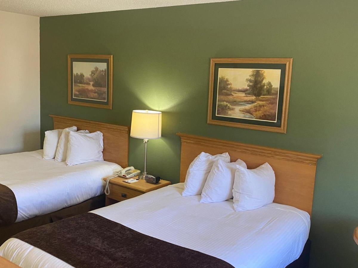 Baymont By Wyndham Robinson Hotel Buitenkant foto