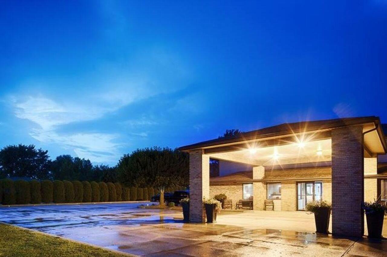 Baymont By Wyndham Robinson Hotel Buitenkant foto