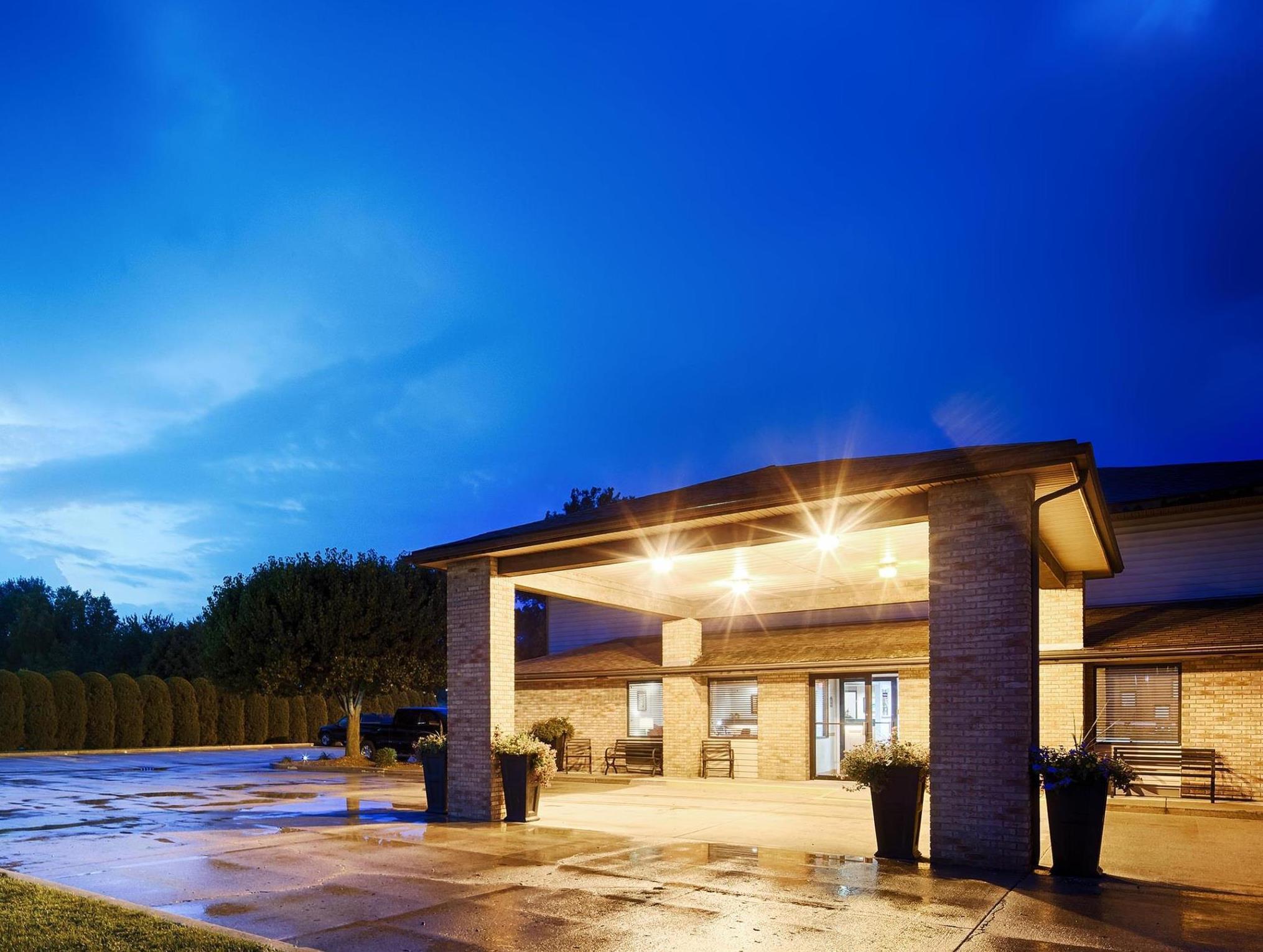 Baymont By Wyndham Robinson Hotel Buitenkant foto