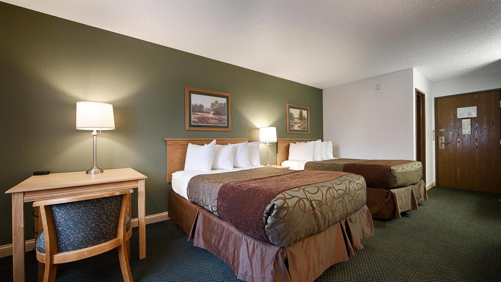 Baymont By Wyndham Robinson Hotel Buitenkant foto